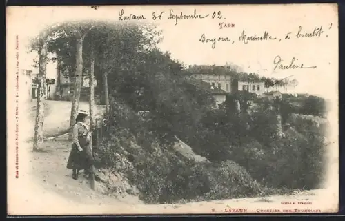 AK Lavaur /Tarn, Quartier des Tourreilles avec femme près d`un chemin boisé