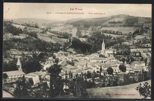 AK Viane-Pierreségude, Vue générale du village et des collines environnantes