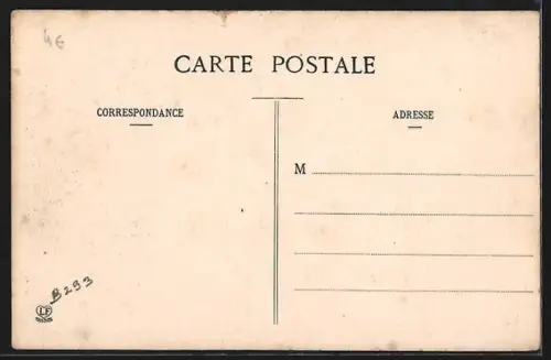 AK Castres, la rue Henri IV. et coin de la place Nationale