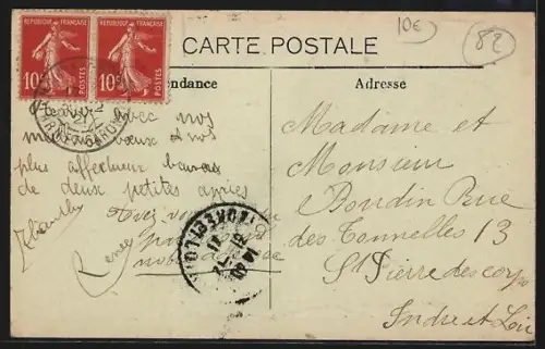 AK Montricoux, Rue Saint-Antoine animée avec habitants