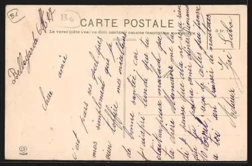 AK Briatexte, Avenue de Graulhet avec arbres et bâtiments adjacents