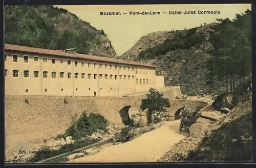 AK Mazamet, Pont-de-Larn, Usine Jules Cormouls avec paysage montagneux