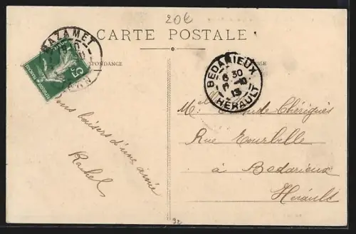 AK Mazamet, La Rue Édouard-Barbey avec le Café de Genève et des passants