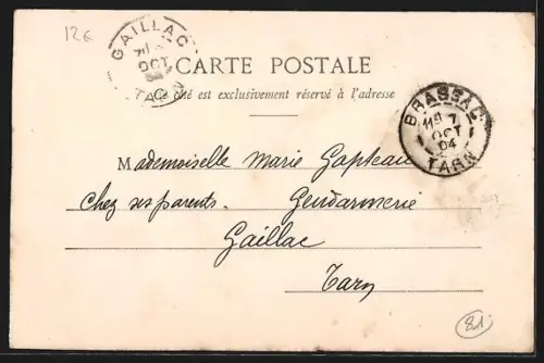 AK Brassac, La Grande Rue animée avec passants et bâtiments historiques