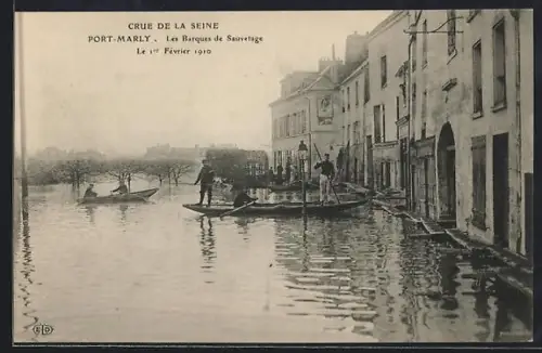 AK Port-Marly, Crue de la Seine, Les Barques de Sauvetage, 1er Février 1910