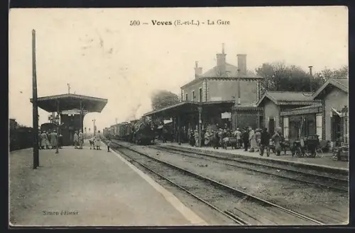 AK Voves /E.-et-L., La Gare
