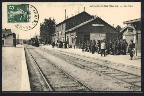 AK Mourmelon, La gare, Bahnhof