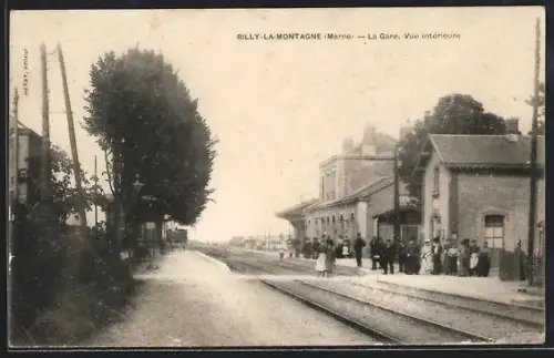 AK Rilly-La-Montagne /Marne, La Gare