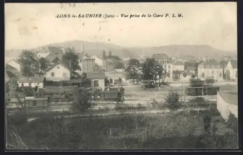AK Lons-le-Saunier /Jura, Vue prise de la Gare P. L. M., Bahnhof