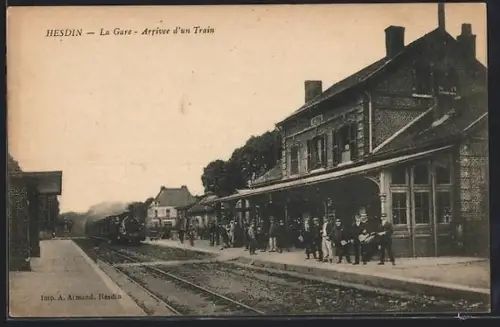 AK Hesdin, La Gare, Arrivee d`un Train