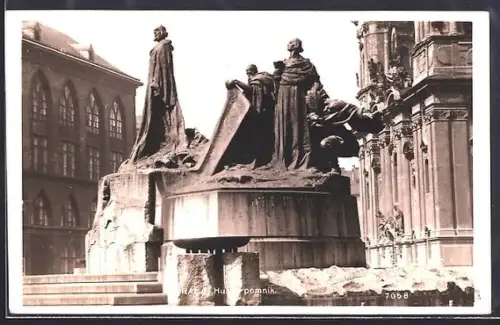 AK Prag / Praha, Husuv pomník
