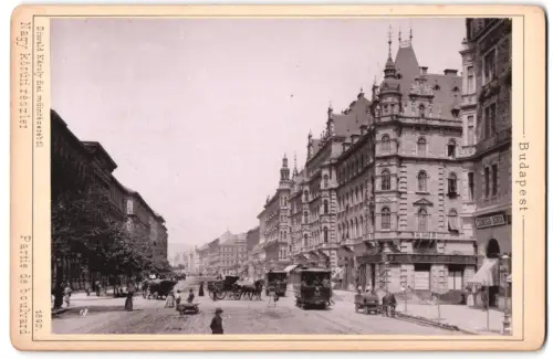 Fotografie Diwald Karoly, Budapest, Ansicht Budapest, Nagy köruti resuöet, Boulevard mit Strassenbahn