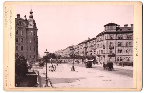 Fotografie Diwald Karoly, Budapest, Ansicht Budapest, Andrasy udvar, Cour Andrasy