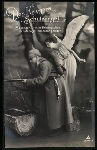 AK Des Kriegers Schutzengel, Infanterist mit Pickelhaube und Gewehr nimmt Feinstellung ins Visier