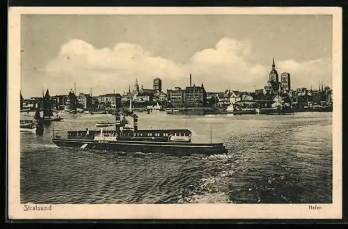 AK Stralsund, Dampfer im Hafen