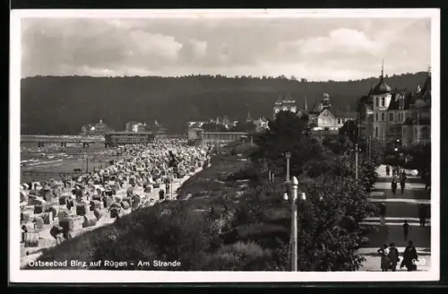 AK Binz auf Rügen, Am Strande