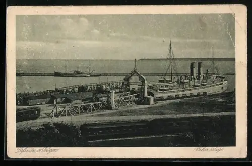 AK Sassnitz a. Rügen, Dampfer in der Fähranlage