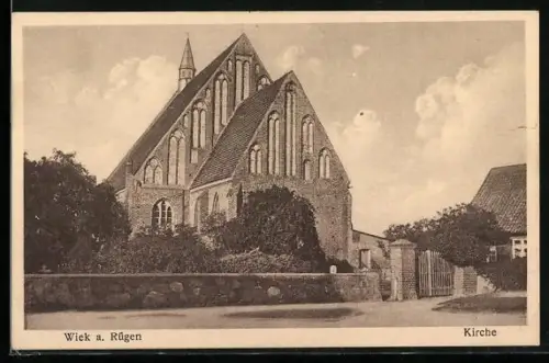 AK Wiek a. Rügen, Partie an der Kirche