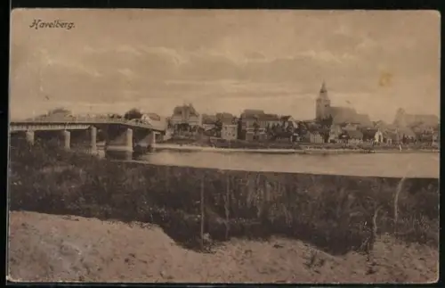 AK Havelberg, Brücke mit Blick zum Ort