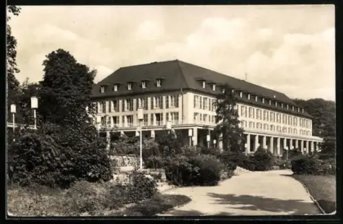 AK Bad Salzungen, Kurhaus mit Grünanlagen