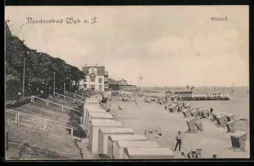 AK Wyk a. F., Strandpartie mit Urlaubern