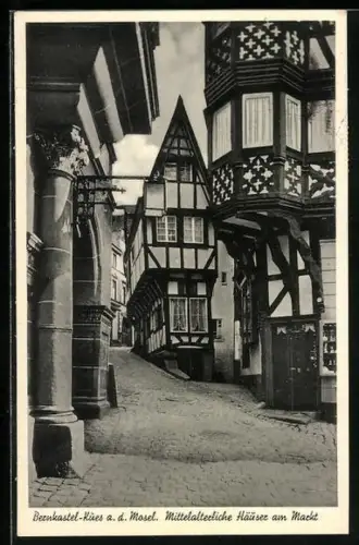 AK Bernkastel-Kues /Mosel, Mittelalterliche Häuser am Markt