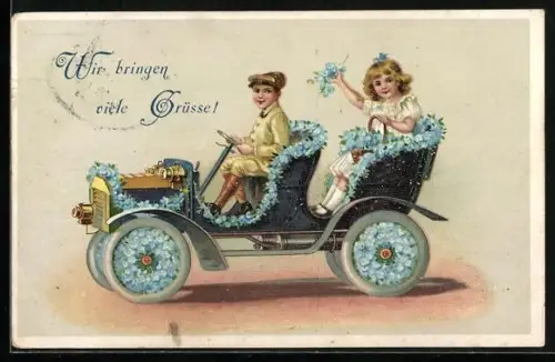 AK Paar in einem blumengeschmückten Auto