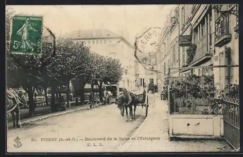 AK Poissy /S.-et-O., Boulevard de la Seine et l`Esturgeon avec charrettes et arbres alignés