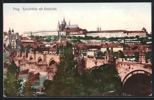 AK Prag / Praha, Karlsbrücke mit Hradschin