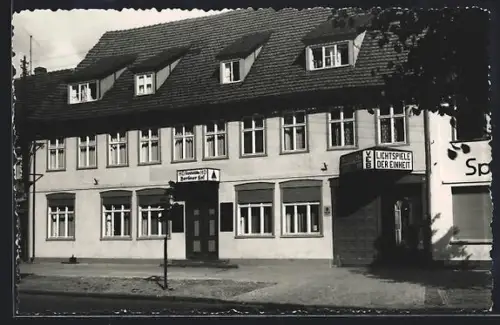 AK Arendsee /Altmark, HO Gaststätte Berliner Hof und VEB Lichtspiele der Einheit