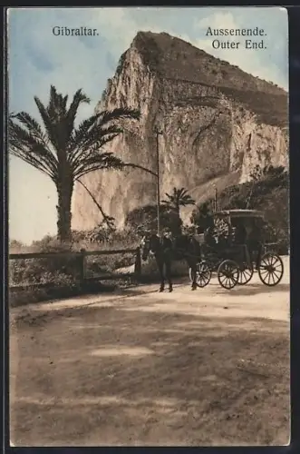 AK Gibraltar, Outer End, Kutsche vor dem Fels