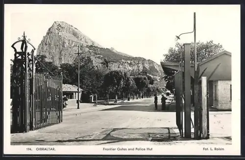 AK Gibraltar, Frontier Gates and Police Hut