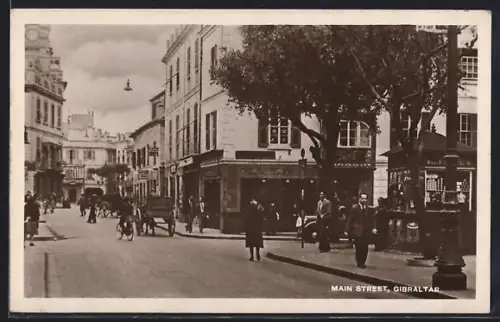 AK Gibraltar, Main Street