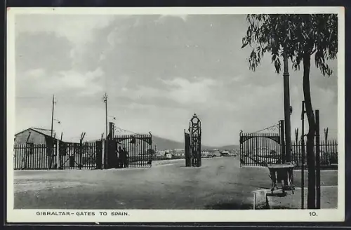 AK Gibraltar, Gates to Spain