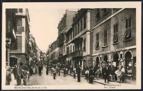 AK Gibraltar, Main Street