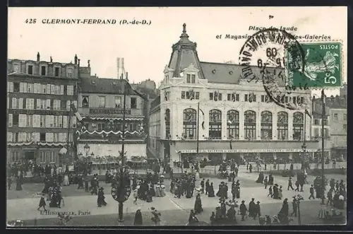 AK Clermont-Ferrand /P.-de-D., Place de Jaude et Magasins des Nouvelles-Galeries
