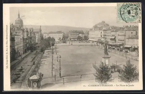 AK Clermont-Ferrand, La Place de Jaude avec statue et bâtiments environnants