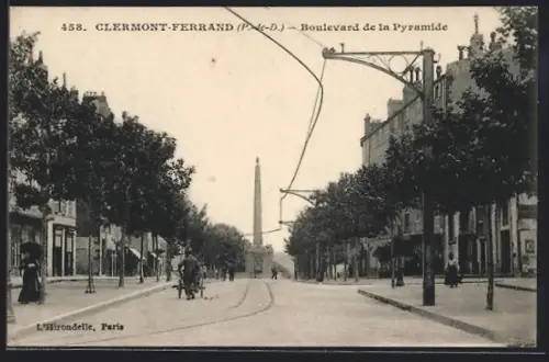 AK Clermont-Ferrand /P.-de-D., Boulevard de la Pyramide