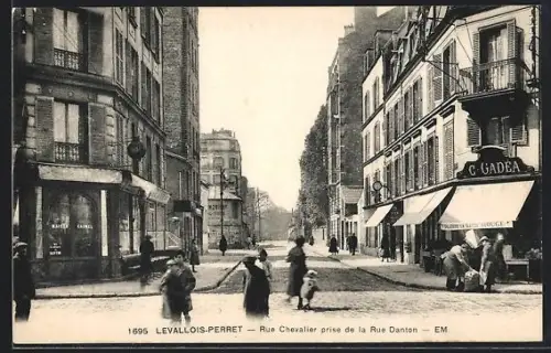 AK Levallois-Perret, Rue Chevallier vue de la Rue Danton