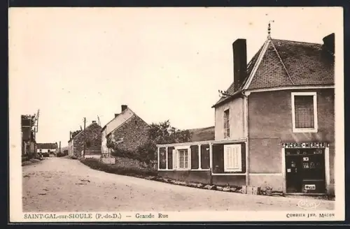 AK Saint-Gal-sur-Sioule /P.-de-D., Grande Rue et épicerie Mercier