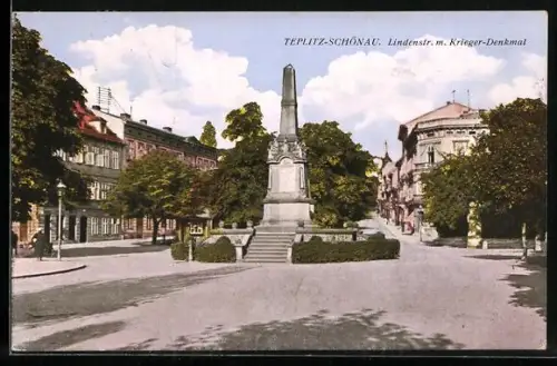 AK Teplitz Schönau-Teplice, Lindenstrasse mit Kriegerdenkmal