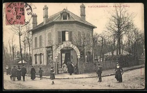 AK Vaucresson, Avenue Thierry et le Restaurant du Chant des Oiseaux