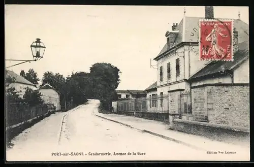 AK Port-sur-Saône, Gendarmerie, Avenue de la Gare
