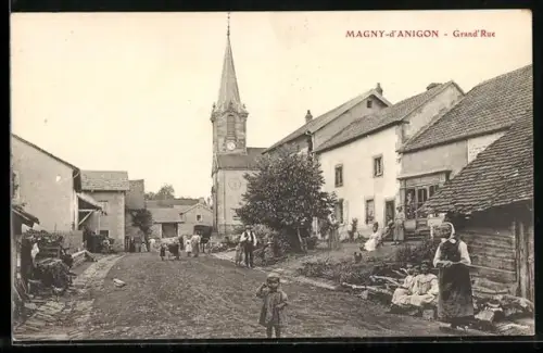 AK Magny-d`Anigon, Grand`Rue et église avec habitants en tenue traditionnelle