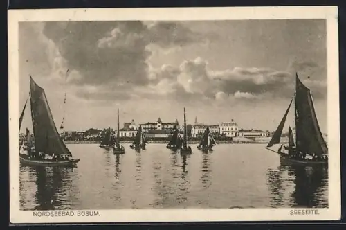 AK Büsum /Nordsee, Seeseite mit Segelbooten