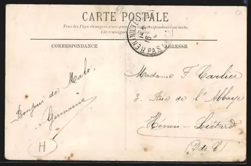 AK Dunkerque, La Rue Alexandre III et pêcheuse sur la plage, Strassenbahn