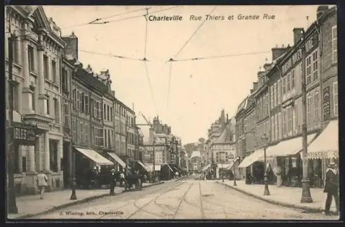 AK Charleville, Rue Thiers et Grande Rue