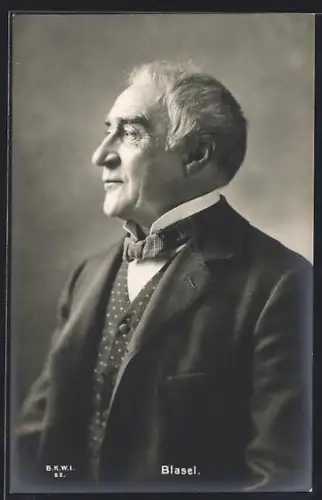 AK Sänger Blasel im Anzug, Operette