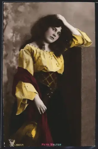 AK Opernsängerin Reta Walter als Mignon