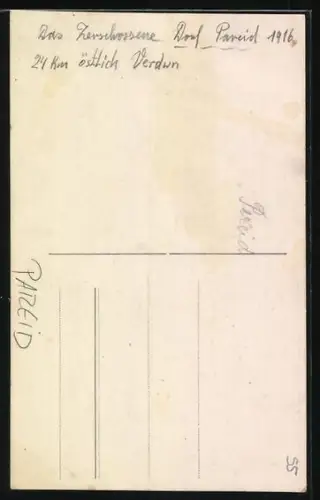 Foto-AK Pareid, Maison en ruines près de la voie ferrée après les destructions de 1916